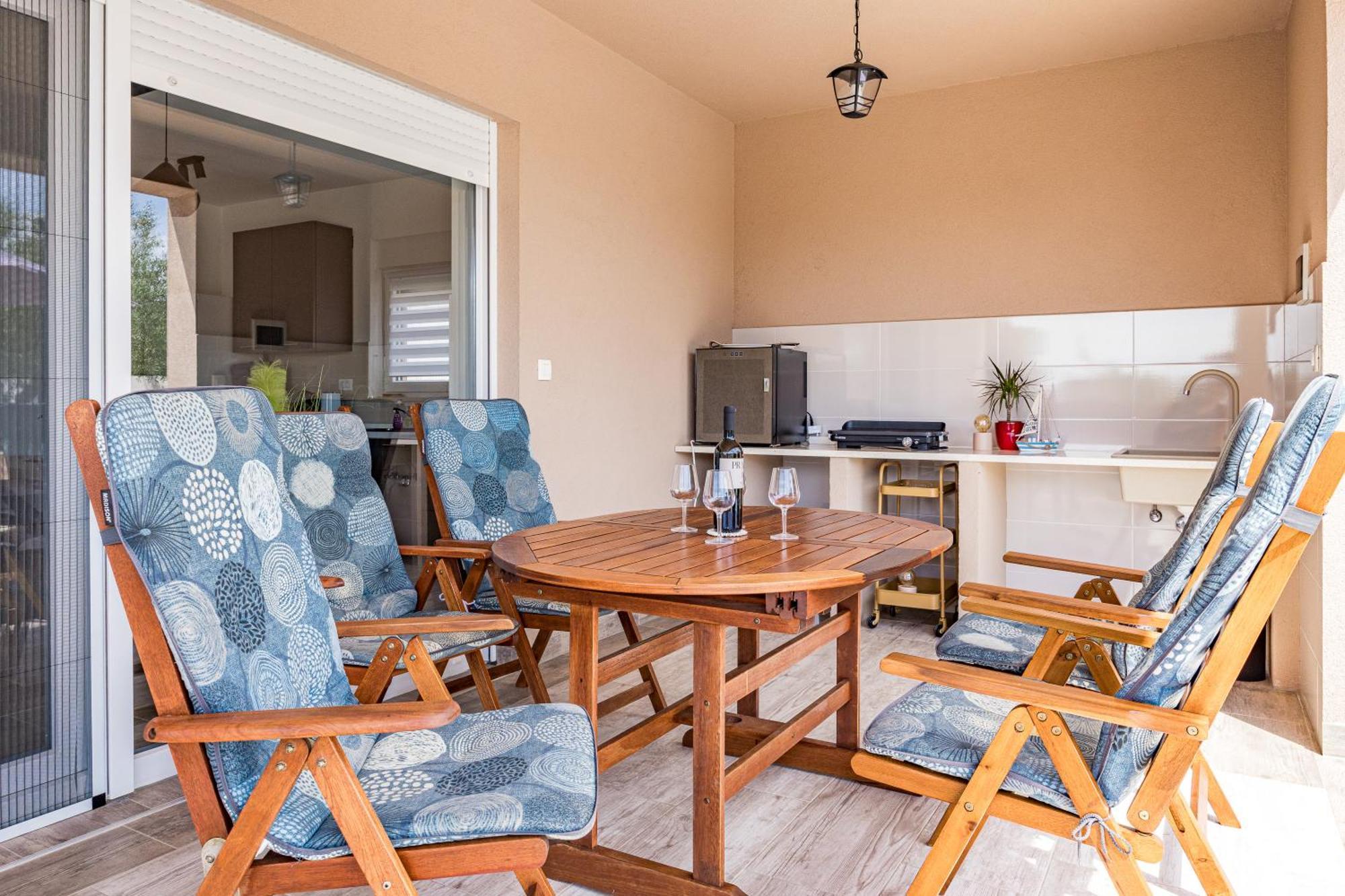 Villa Sunny Olive Peroj Luaran gambar